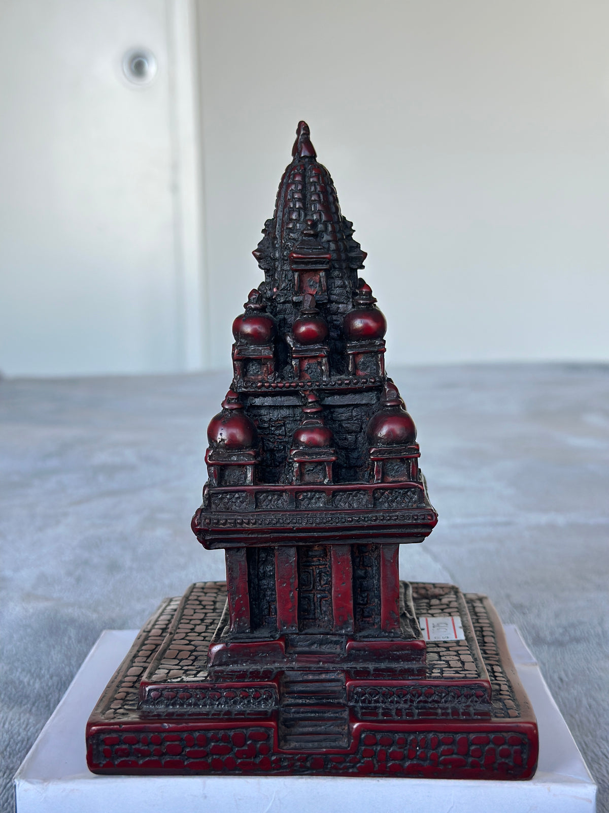 Krishna Mandir Bhaktapur Replica – Handcrafted Nepalese Temple Sculpture-Gift/Souvenirs